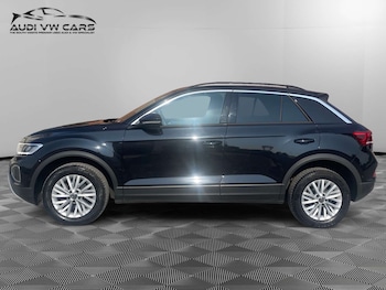 Used Volkswagen T-Roc 2022 for sale - 79246921: Photo
