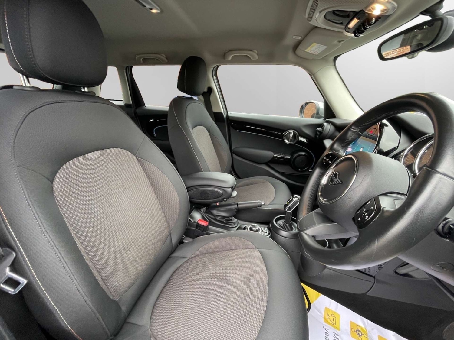 Used MINI Hatch 2022 for sale - 76719537: Photo 10