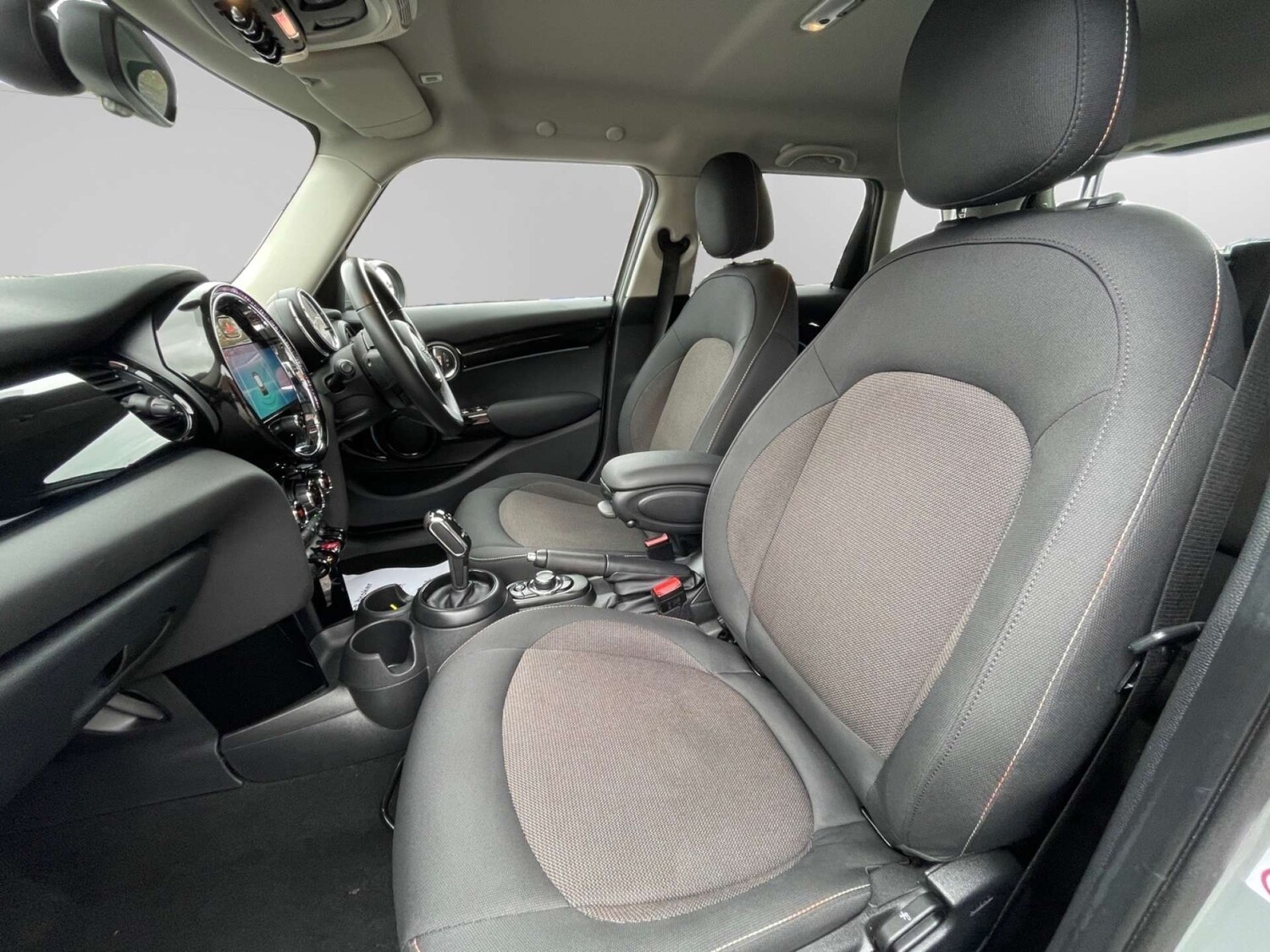 Used MINI Hatch 2022 for sale - 76719537: Photo 12