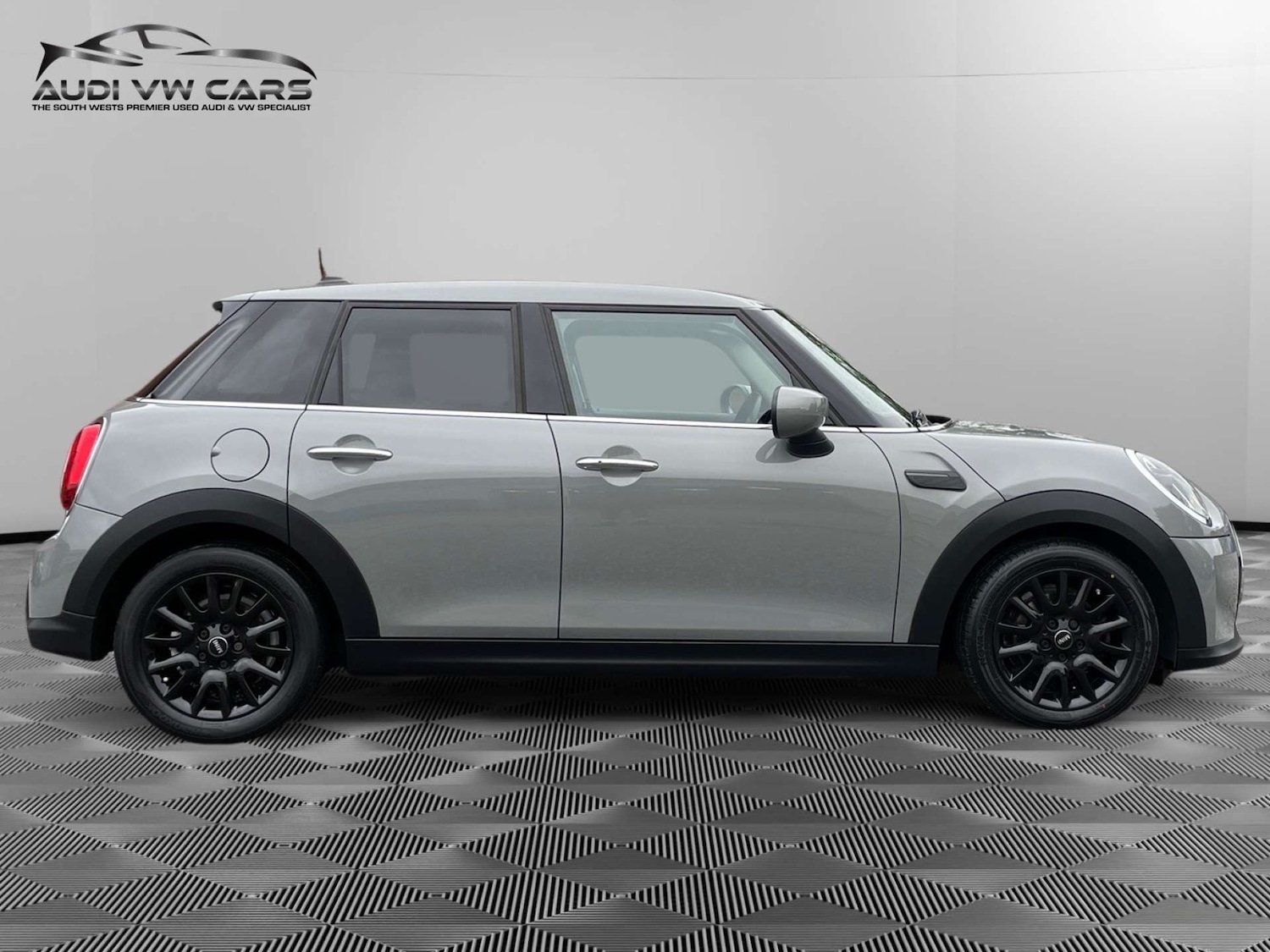 Used MINI Hatch 2022 for sale - 76719537: Photo 6