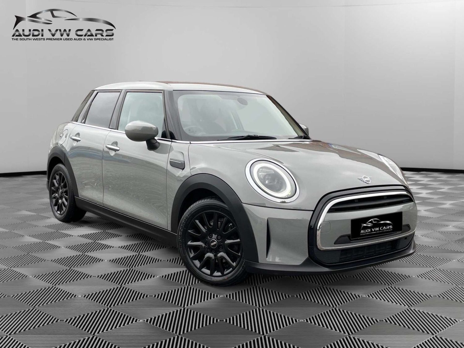 Used MINI Hatch 2022 for sale - 76719537: Photo 7