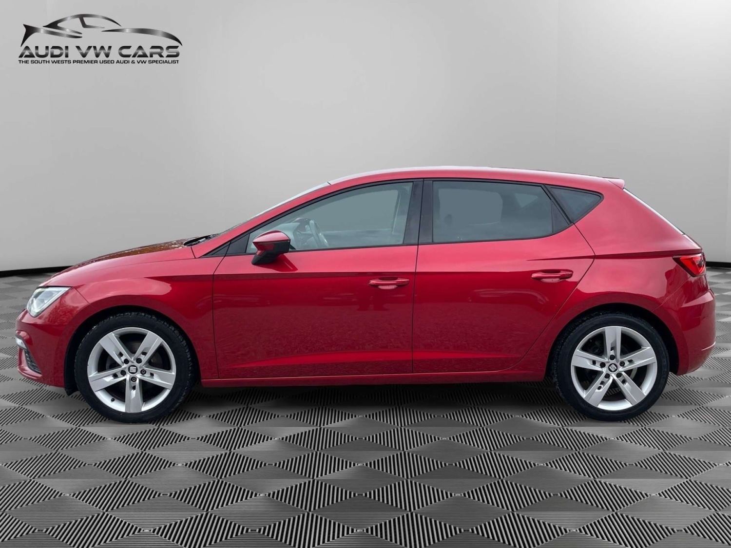 Used SEAT Leon 2018 for sale - 78179581: Photo 2