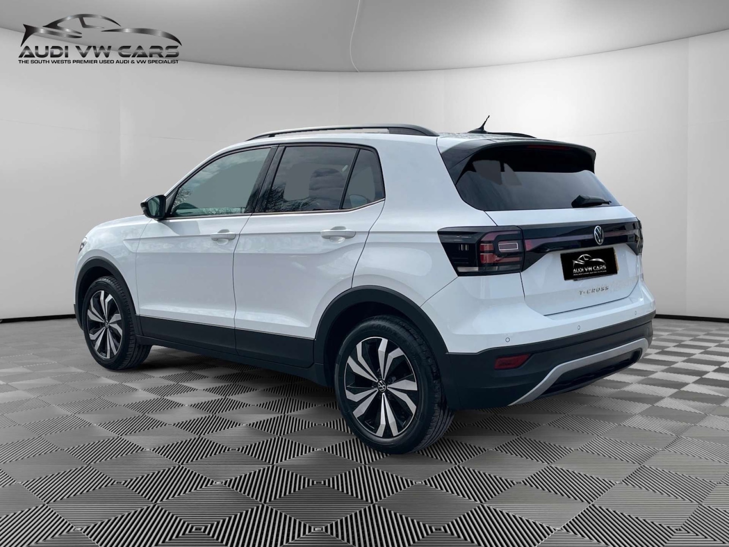 Used Volkswagen T-Cross 2022 for sale - 77662735: Photo 3