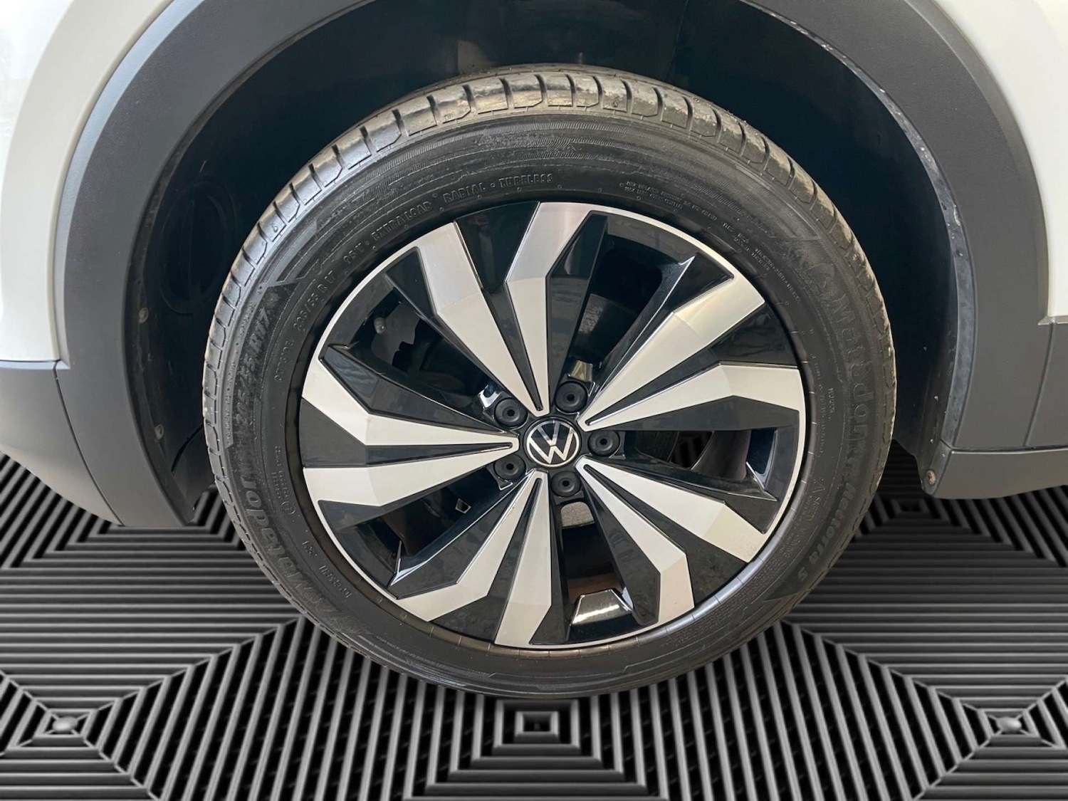 Used Volkswagen T-Cross 2022 for sale - 77662735: Photo 9