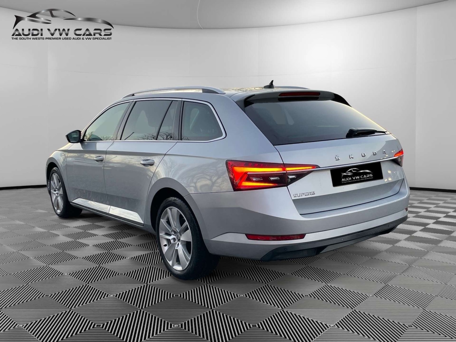 Used Skoda Superb 2020 for sale - 77022533: Photo 3