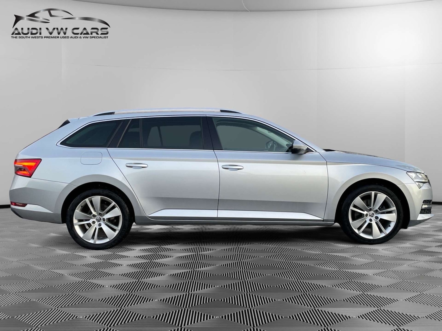 Used Skoda Superb 2020 for sale - 77022533: Photo 6