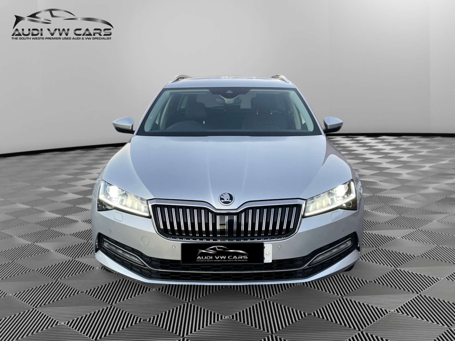 Used Skoda Superb 2020 for sale - 77022533: Photo 8