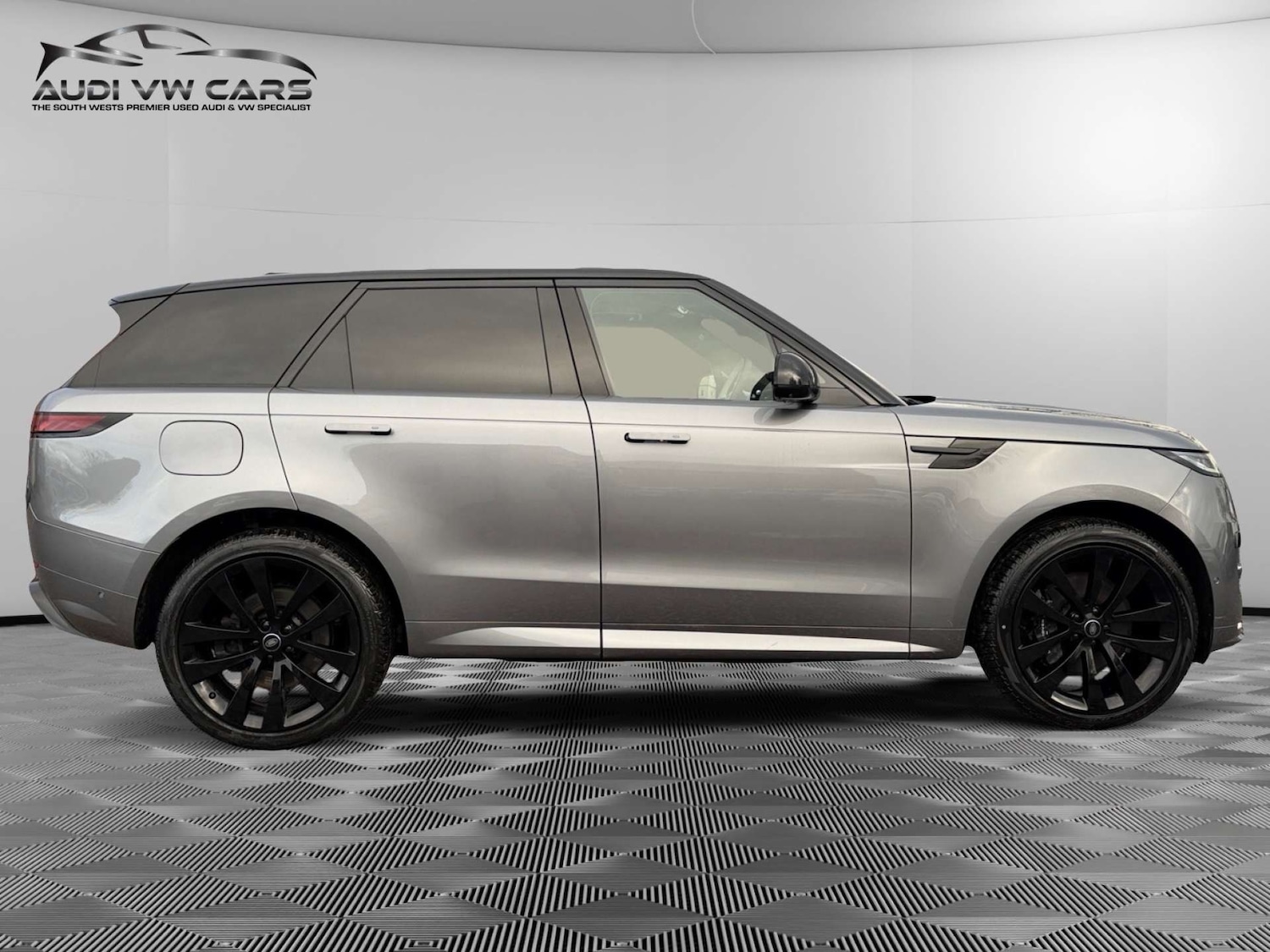 Used Land Rover Range Rover Sport 2024 for sale - 77285474: Photo 6