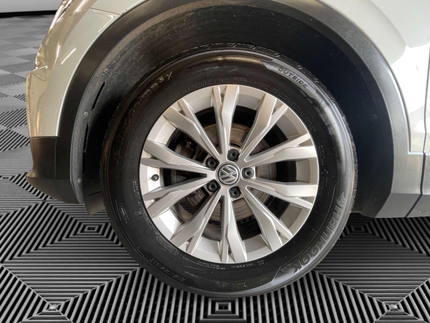 Used Volkswagen Tiguan 2019 for sale - 78011946: Photo 9