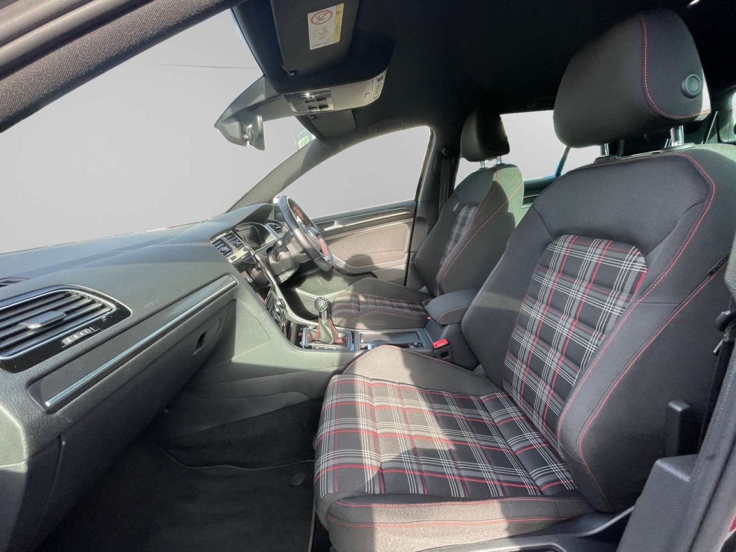 Used Volkswagen Golf 2019 for sale - 76719529: Photo 12