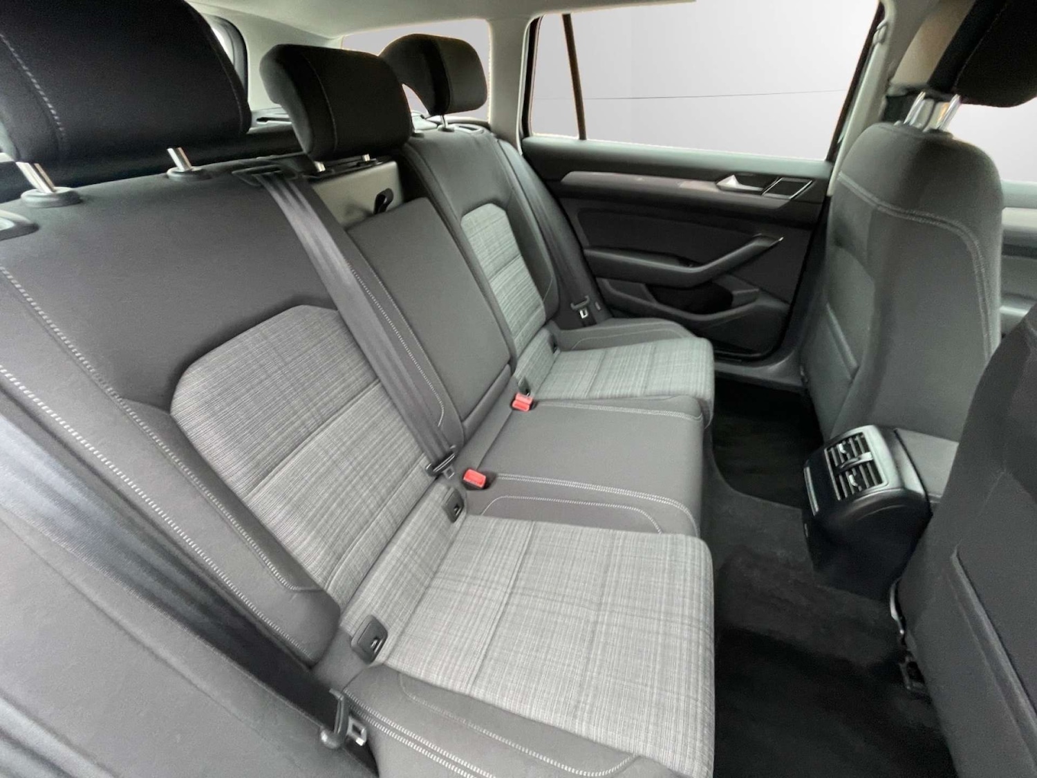 Used Volkswagen Passat 2020 for sale - 76719538: Photo 26