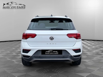 Used Volkswagen T-Roc 2018 for sale - 78570646: Photo