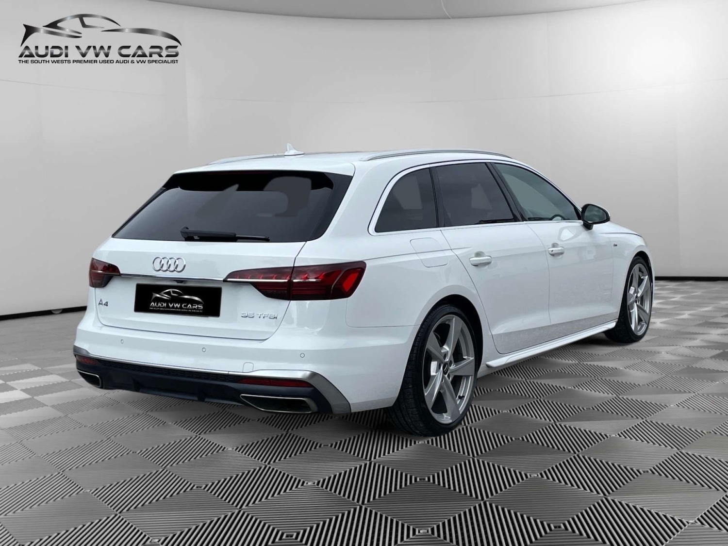 Used Audi A4 2020 for sale - 76719527: Photo 5