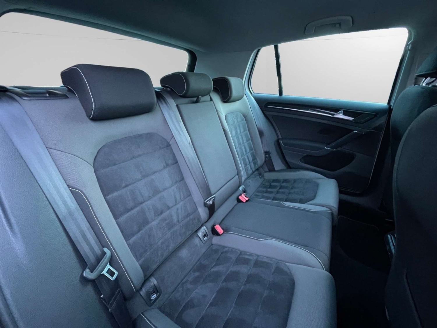 Used Volkswagen Golf 2014 for sale - 76829792: Photo 14