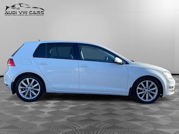 Used Volkswagen Golf 2014 for sale - 76829792: Photo