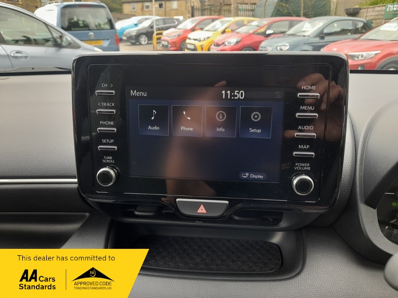 Used Toyota Yaris 2022 for sale - 76454943: Photo 11