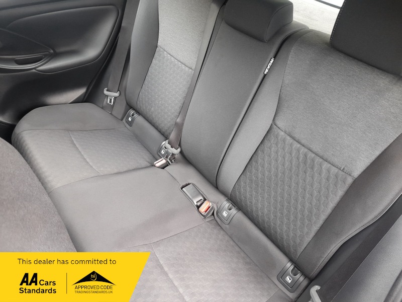 Used Toyota Yaris 2022 for sale - 76454943: Photo 21