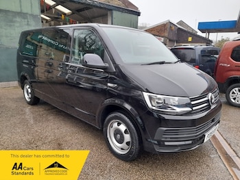 Used Volkswagen Transporter Shuttle 2019 for sale - 77535618: Photo