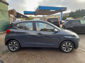 Used Hyundai i10 2024 for sale - 76536326: Photo