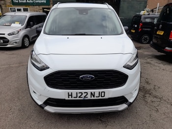 Used Ford Grand Tourneo Connect 2022 for sale - 78888131: Photo