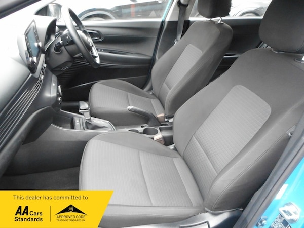 Used Hyundai i20 2023 for sale - 73770223: Photo 11