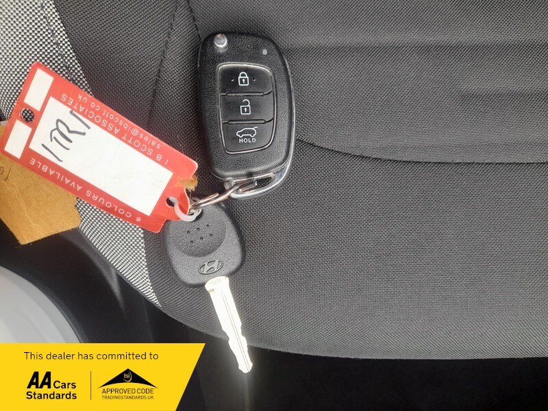 Used Hyundai i10 2022 for sale - 75716998: Photo 14