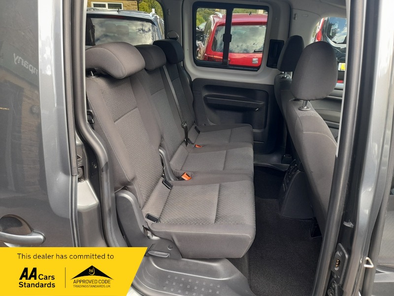 Used Volkswagen Caddy Maxi Life 2018 for sale - 75666824: Photo 13