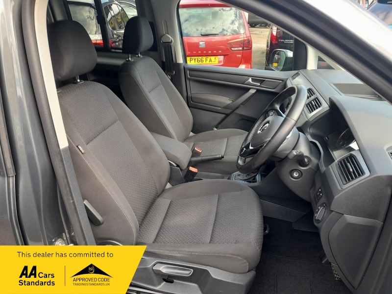 Used Volkswagen Caddy Maxi Life 2018 for sale - 75666824: Photo 15