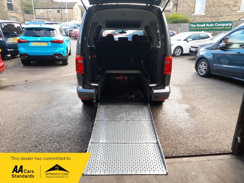 Used Volkswagen Caddy Maxi Life 2018 for sale - 75666824: Photo 19