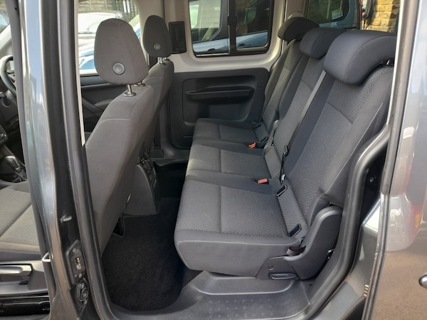 Used Volkswagen Caddy Maxi Life 2018 for sale - 75666824: Photo 24