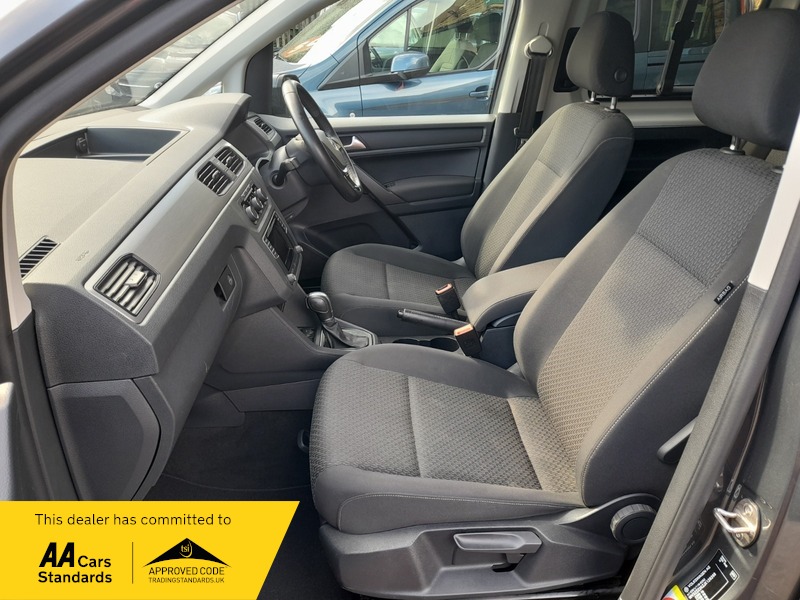 Used Volkswagen Caddy Maxi Life 2018 for sale - 75666824: Photo 25