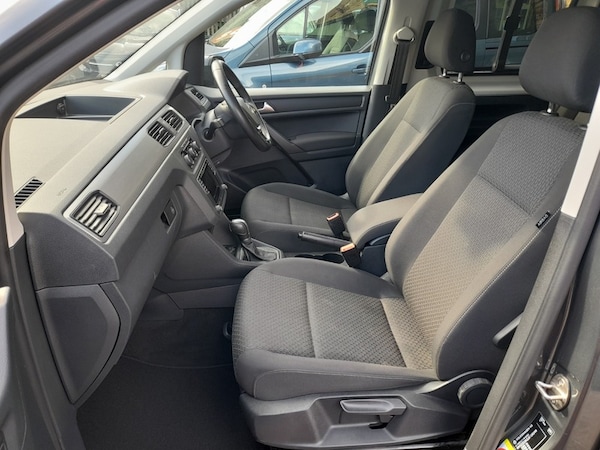Used Volkswagen Caddy Maxi Life 2018 for sale - 75666824: Photo 26
