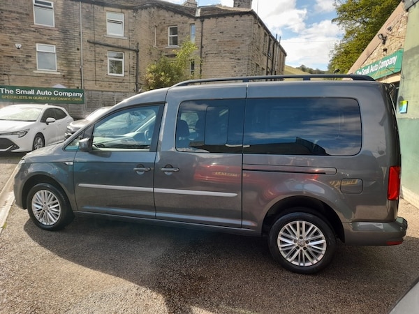 Used Volkswagen Caddy Maxi Life 2018 for sale - 75666824: Photo 4