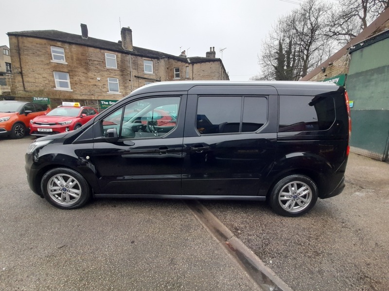 Used Ford Grand Tourneo Connect 2020 for sale - 77437922: Photo 7