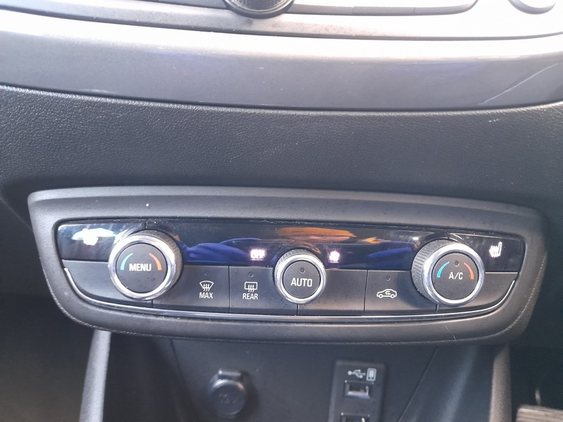 Used Vauxhall Crossland 2022 for sale - 76740910: Photo 11