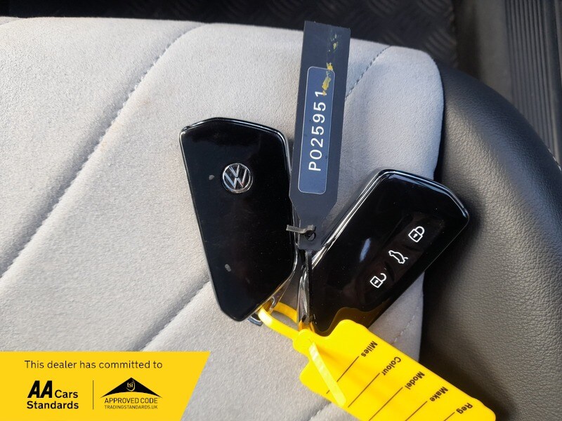 Used Volkswagen ID.3 2023 for sale - 76040103: Photo 10