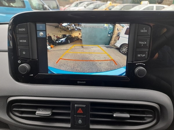 Used Hyundai i10 2022 for sale - 76304539: Photo 10