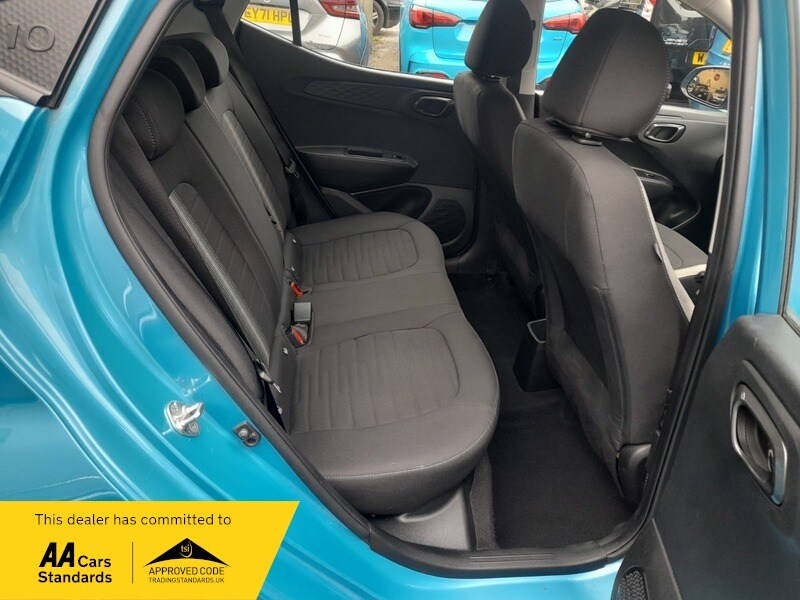 Used Hyundai i10 2022 for sale - 76304539: Photo 14