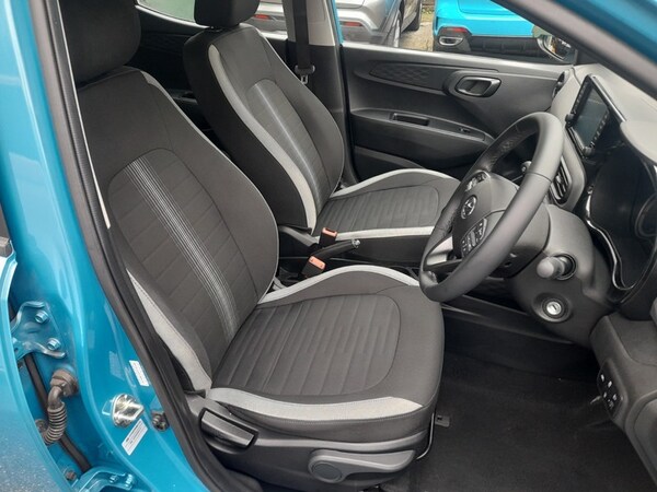 Used Hyundai i10 2022 for sale - 76304539: Photo 15
