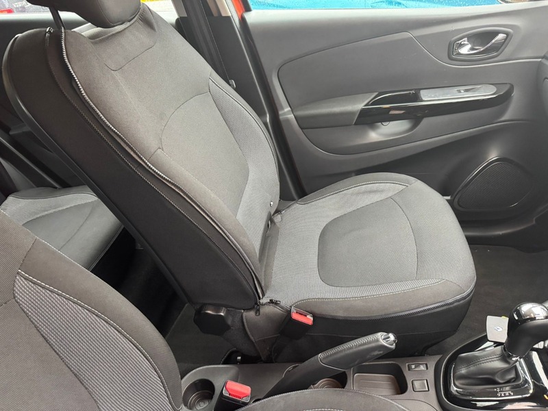 Used Renault Captur 2015 for sale - 77384922: Photo 15