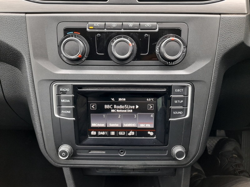 Used Volkswagen Caddy Maxi Life 2018 for sale - 77535635: Photo 13