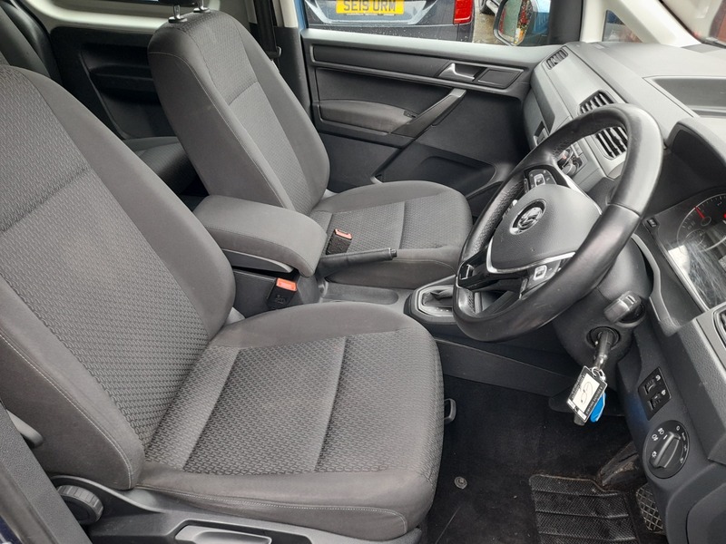 Used Volkswagen Caddy Maxi Life 2018 for sale - 77535635: Photo 17