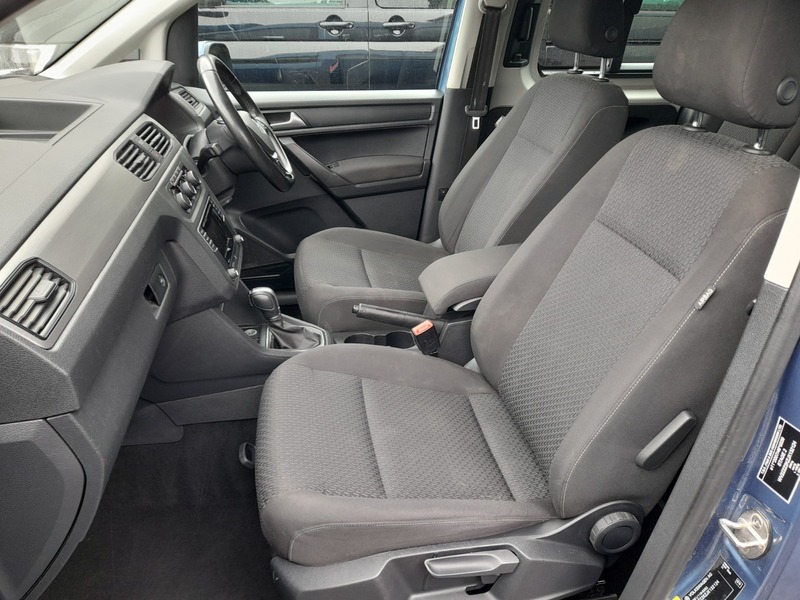 Used Volkswagen Caddy Maxi Life 2018 for sale - 77535635: Photo 25