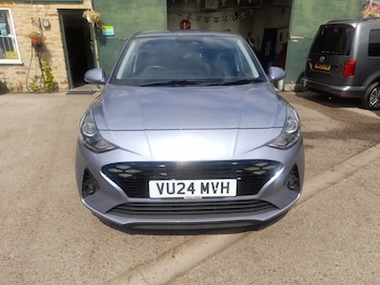Used Hyundai i10 2024 for sale - 79518893: Photo