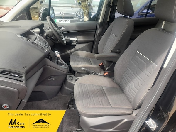 Used Ford Grand Tourneo Connect 2018 for sale - 75254295: Photo 21