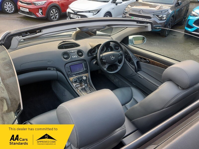 Used Mercedes-Benz SL 2006 for sale - 75924336: Photo 21