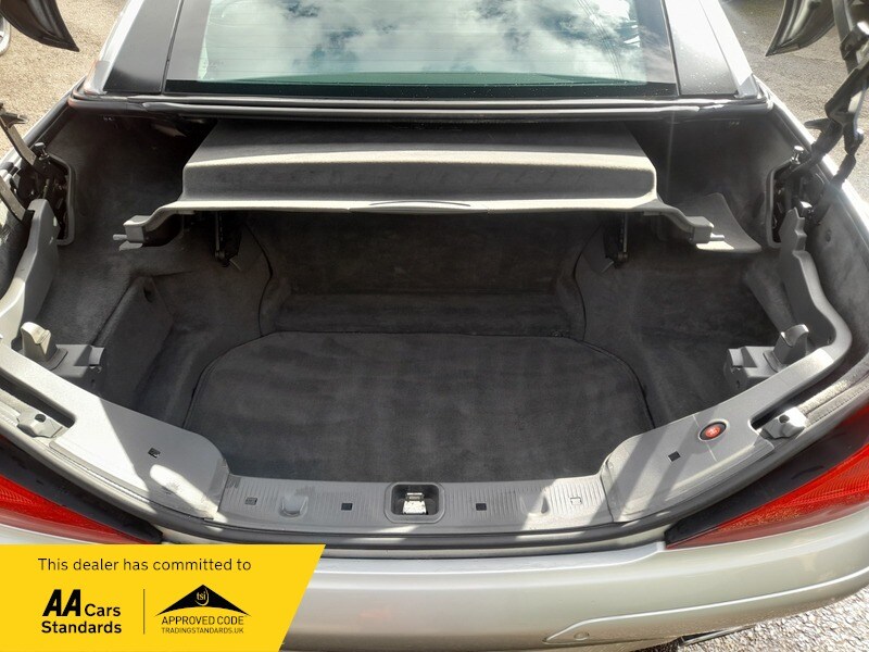 Used Mercedes-Benz SL 2006 for sale - 75924336: Photo 31