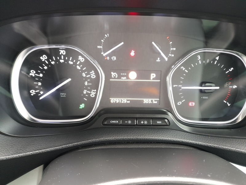 Used Peugeot Traveller 2019 for sale - 77437941: Photo 14