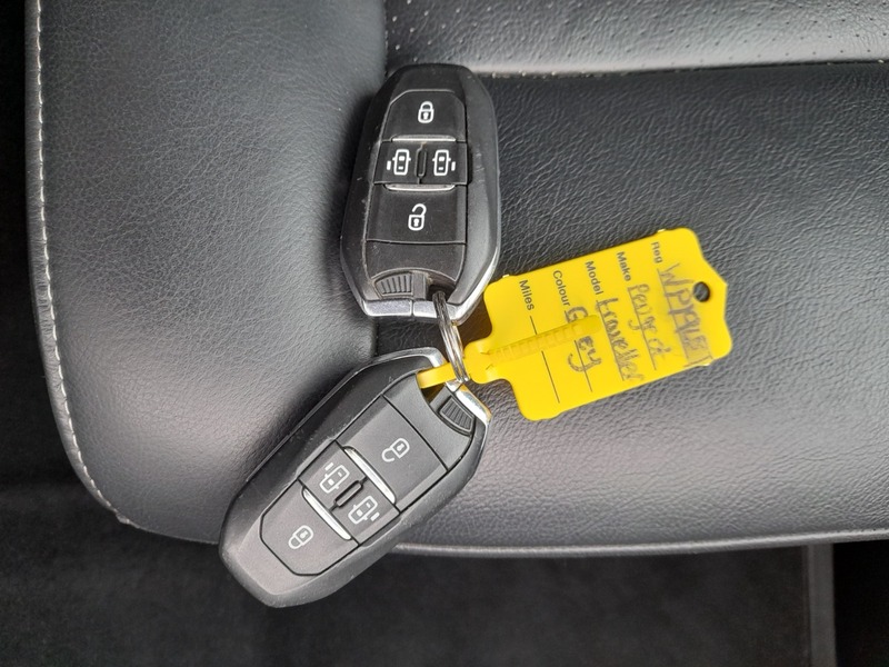 Used Peugeot Traveller 2019 for sale - 77437941: Photo 15