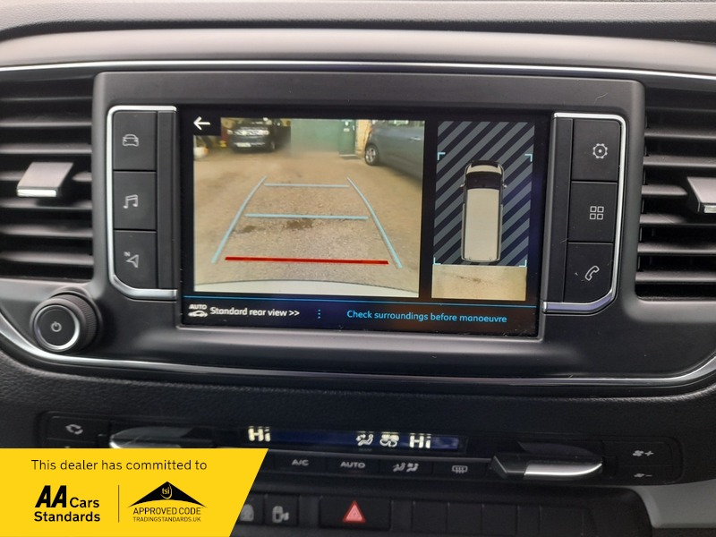 Used Peugeot Traveller 2020 for sale - 77129207: Photo 12